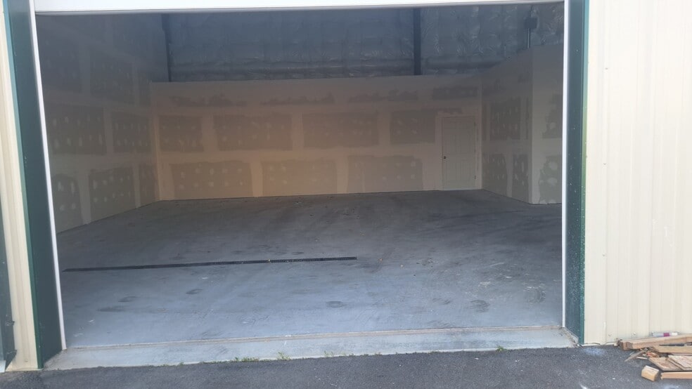 More Photos Of 282 Malibu St, Castle Rock Light Manufacturing For Lease