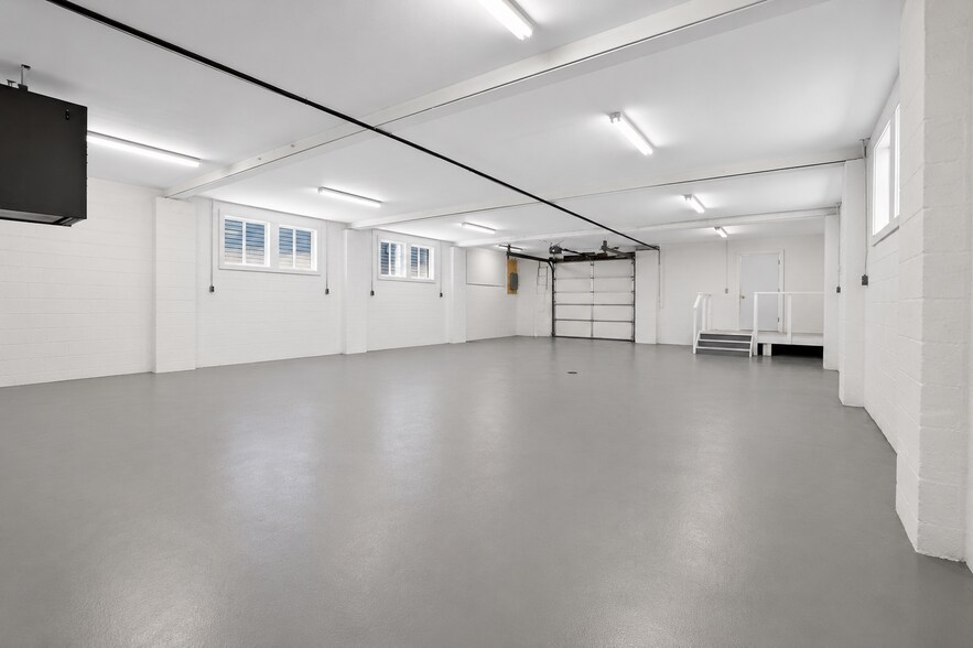 More Photos Of 1824 W 8th St, Beaver Falls Warehouse For Sale