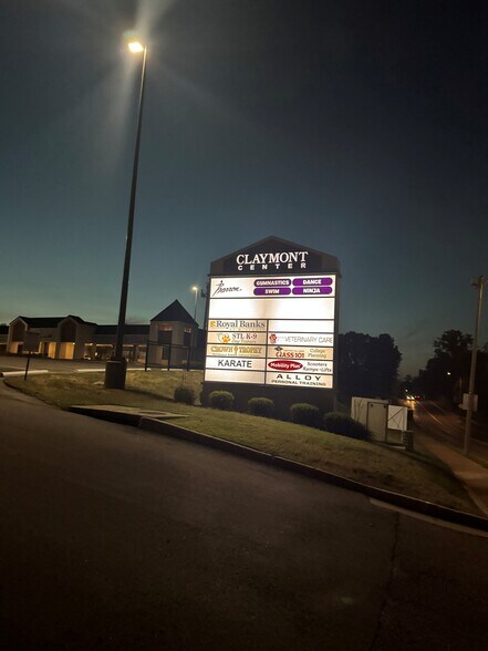 Primary Photo Of 15425-15495 Clayton Rd, Ballwin Unknown For Lease