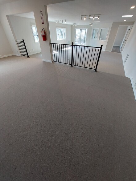 More Photos Of 2106 NW Vernon Pl, Seattle Loft Creative Space For Lease