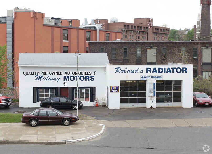 More Photos Of 51 Summer St, Worcester Auto Repair For Sale