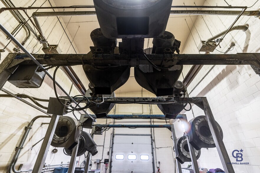 More Photos Of 3311 N Belt Hwy, Saint Joseph Carwash For Sale