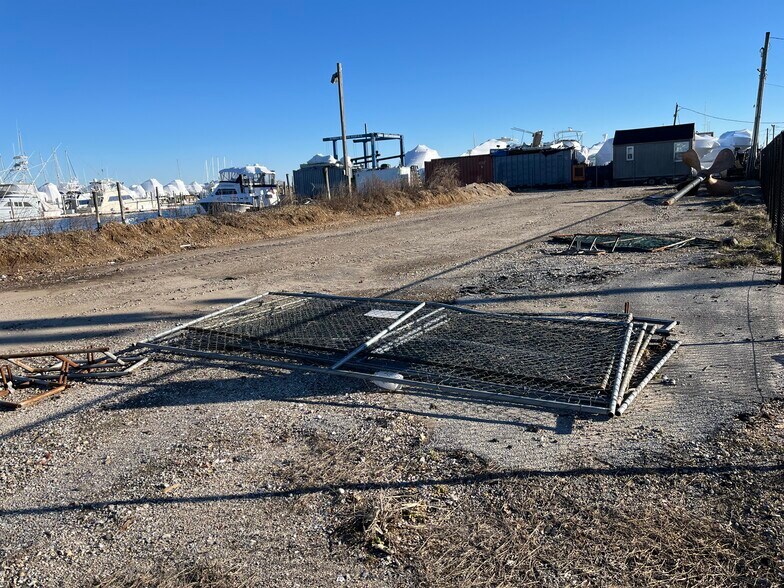 More Photos Of 55 Hudson Ave, Freeport Land For Sale