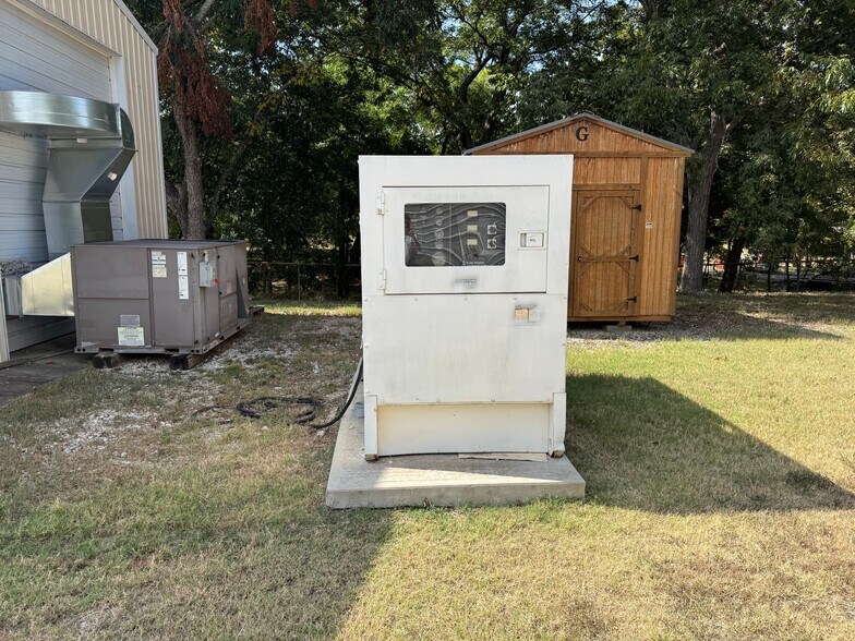 More Photos Of 1144 Buckstitch Rd, Sulphur Industrial For Sale