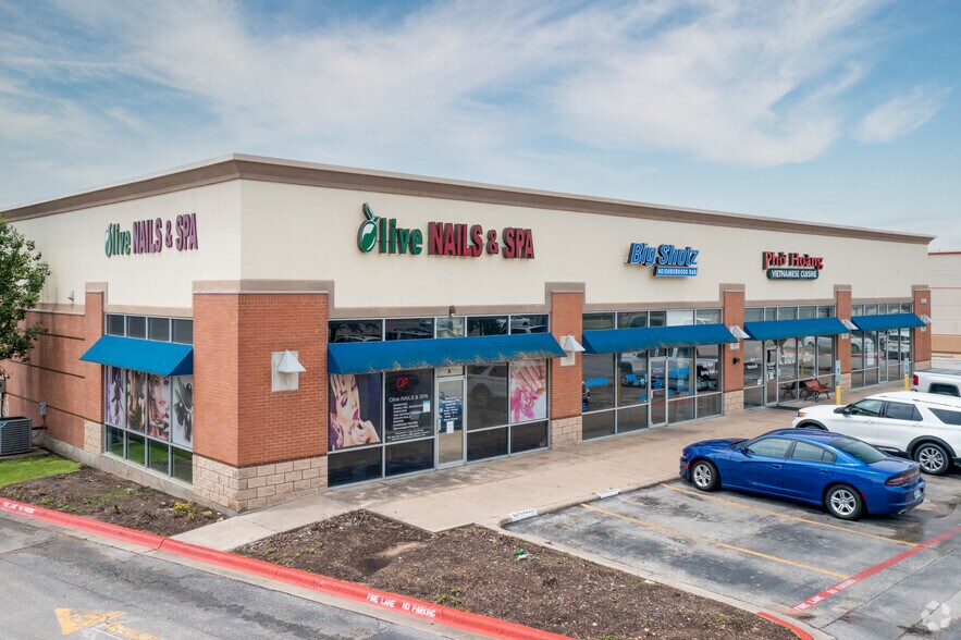 Primary Photo Of 399 W Louis Henna Blvd, Austin Unknown For Sale