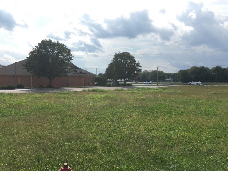 More Photos Of 910 W State St, Trenton Land For Lease