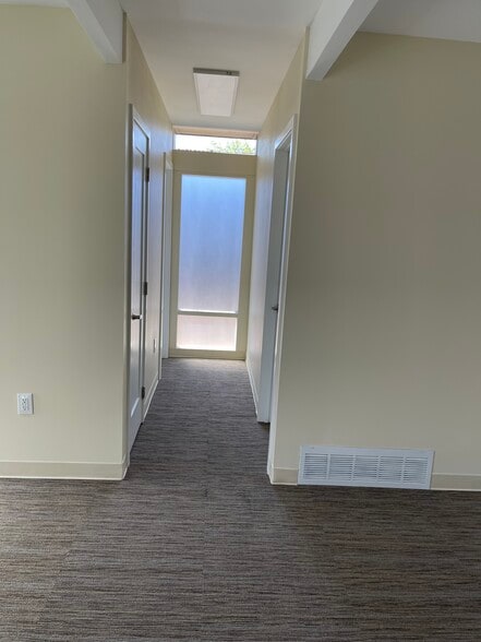 More Photos Of 3715 Factoria Blvd SE, Bellevue Office For Lease