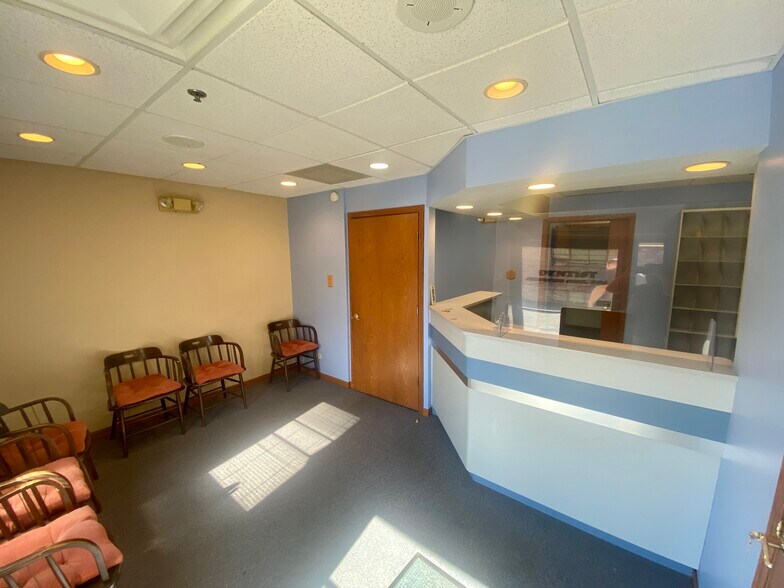 More Photos Of 18220 Harwood Ave, Homewood Office Residential For Sale