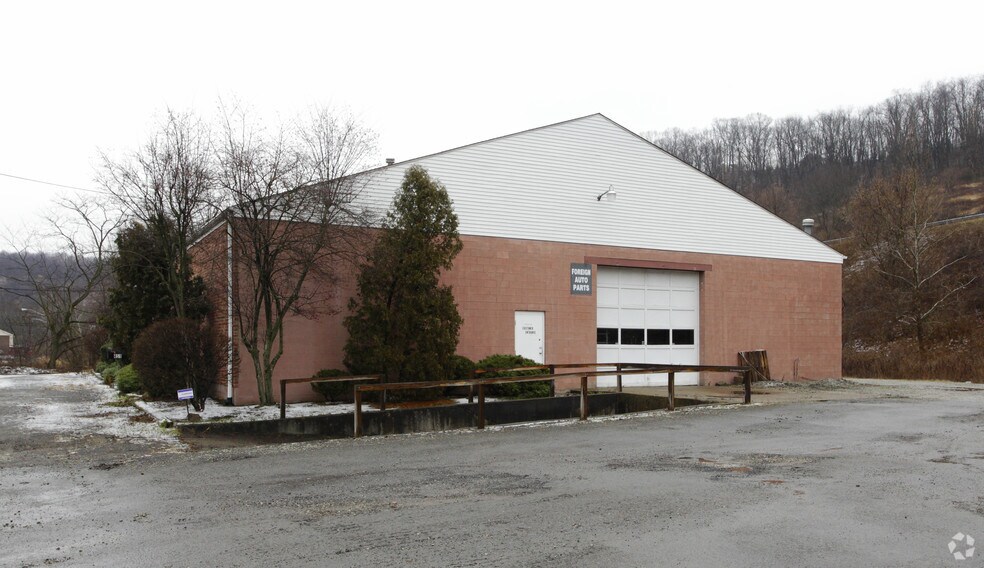 More Photos Of 451 Millers Run Rd, Morgan Service For Lease