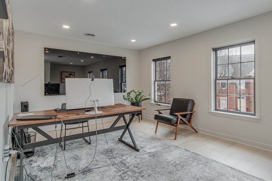 More Photos Of 129 W Patrick St, Frederick Office Residential For Lease