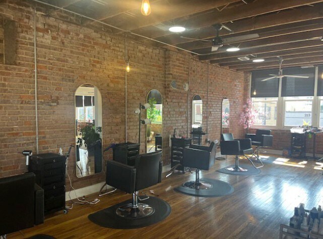 More Photos Of 218 N Court St, Florence Storefront Retail Office For Sale