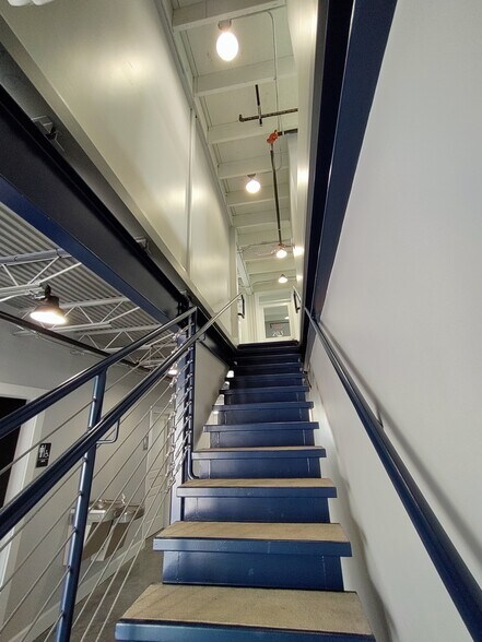 More Photos Of 440 Royellou Ln, Mount Dora Office For Lease