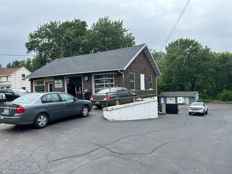 More Photos Of 1434 Ridge Rd, Webster Auto Repair For Sale