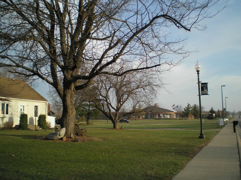 More Photos Of 20275 Holyoke Ave, Lakeville Land For Sale