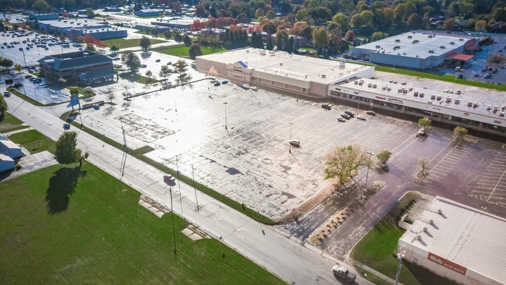 More Photos Of 238-244 Deo Dr, Newark Supermarket For Sale