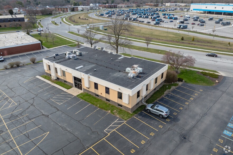 More Photos Of 5321 Southwyck Blvd, Toledo Office For Sale