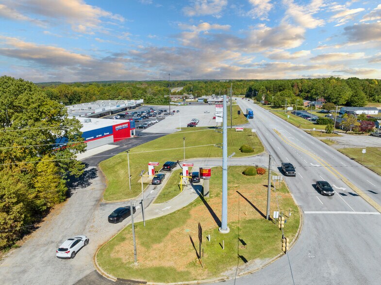 More Photos Of 719 N Duncan Byp, Union Land For Lease