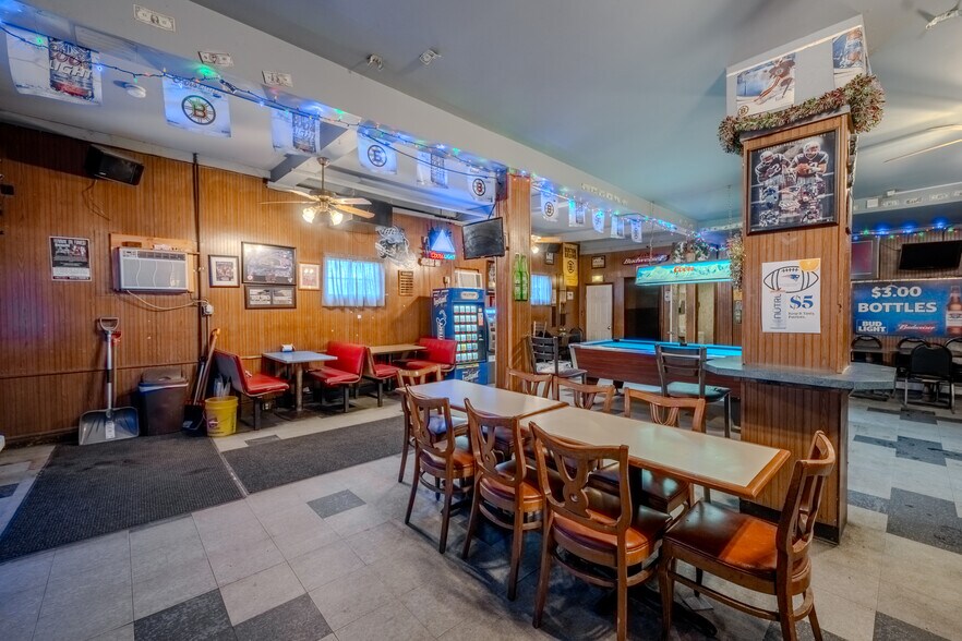 More Photos Of 240 Essex St, Haverhill Storefront Retail Residential For Sale