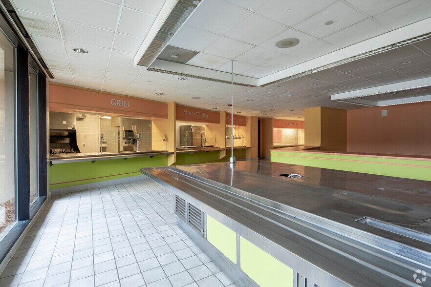 More Photos Of 44 Inverness Center Pky, Birmingham Unknown For Lease