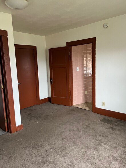More Photos Of 432 N Gettysburg Ave, Dayton Apartments For Sale
