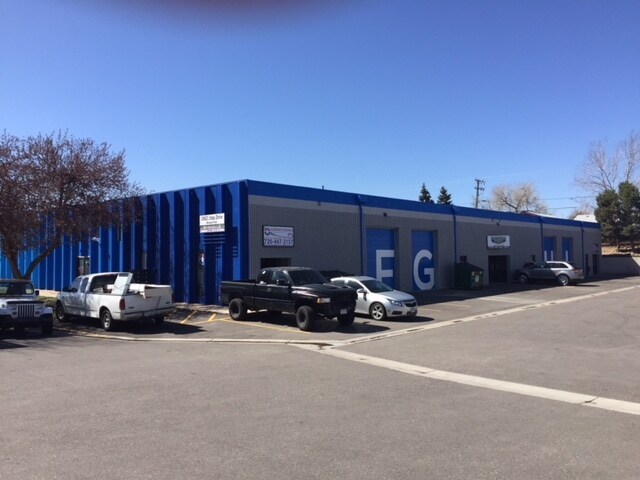 More Photos Of 10621 Irma Dr, Northglenn Warehouse For Lease