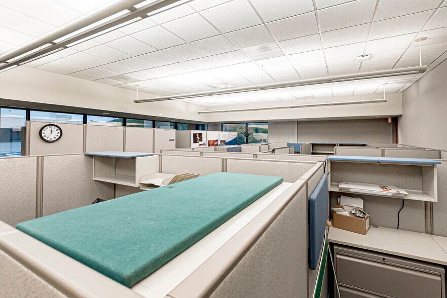 More Photos Of 5525 Reitz Ave, Baton Rouge Office For Lease