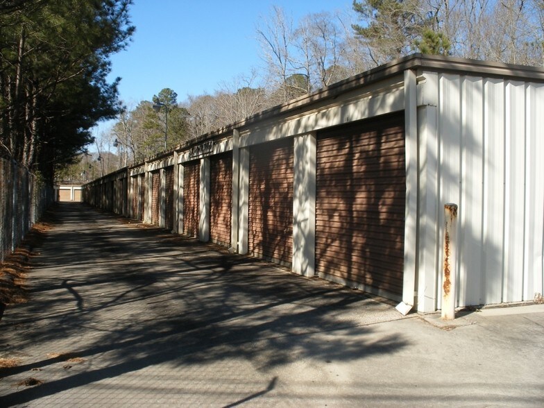 More Photos Of 1110 1st St NW, Jasper Self Storage For Sale