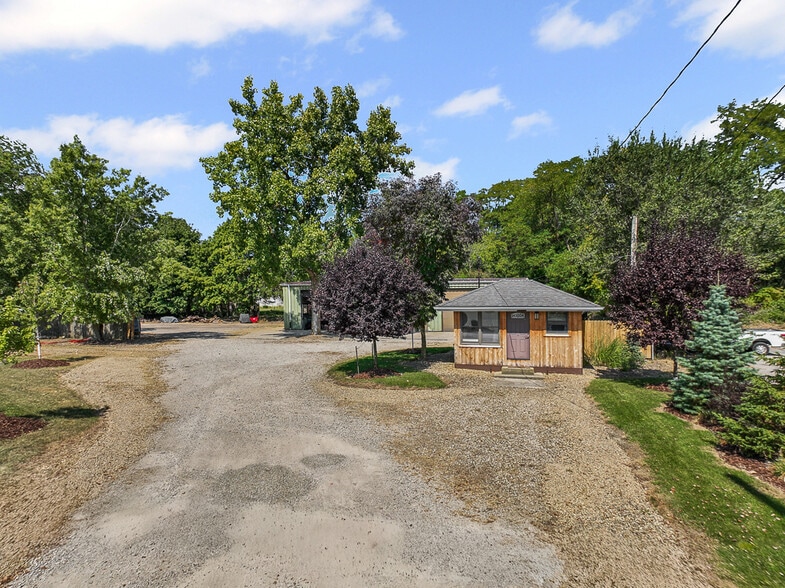 Primary Photo Of 4371 Hickory Ridge Ave, Brunswick Warehouse For Sale