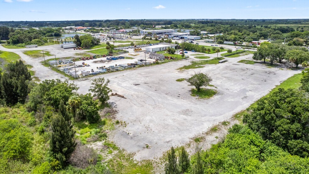 More Photos Of 5501 Orange Ave, Fort Pierce Light Distribution For Sale