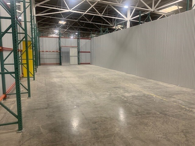 More Photos Of 245 S Spruce Ave, South San Francisco Distribution For Lease