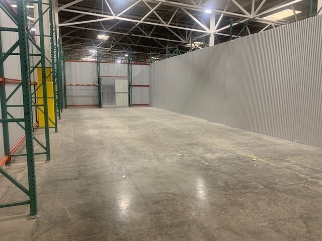 More Photos Of 245 S Spruce Ave, South San Francisco Distribution For Lease