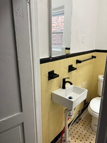 More Photos Of 1557 Mount Ephraim Ave, Camden Apartments For Sale