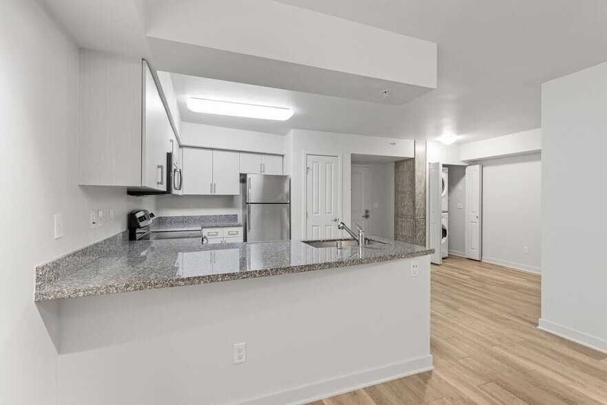More Photos Of 11101 NE 12th St, Bellevue Apartments For Lease