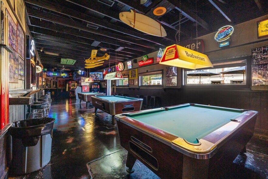 More Photos Of 7 Center st, Folly Beach General Retail For Sale