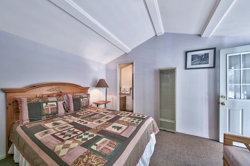 More Photos Of 532 Emerald Bay Rd, South Lake Tahoe Hotel For Sale