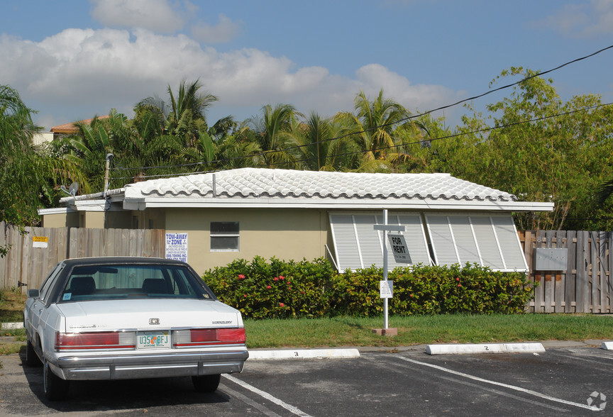 Primary Photo Of 817 NE 18th Ave, Fort Lauderdale Apartments For Sale