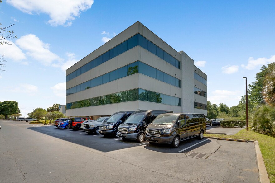 More Photos Of 7345 W Sand Lake Rd, Orlando Office For Sale