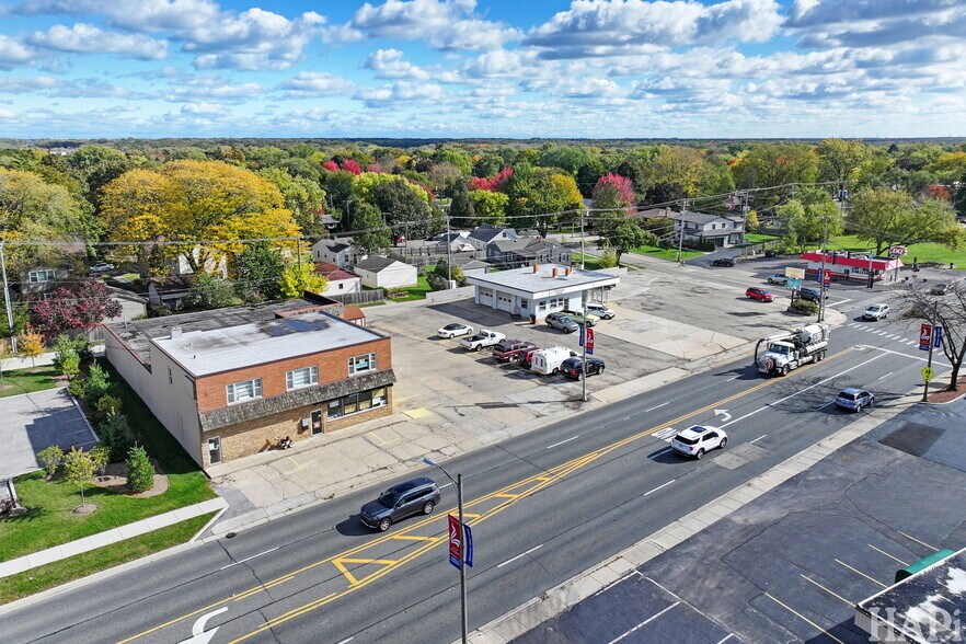 More Photos Of 426-450 S Milwaukee Ave, Libertyville Land For Sale