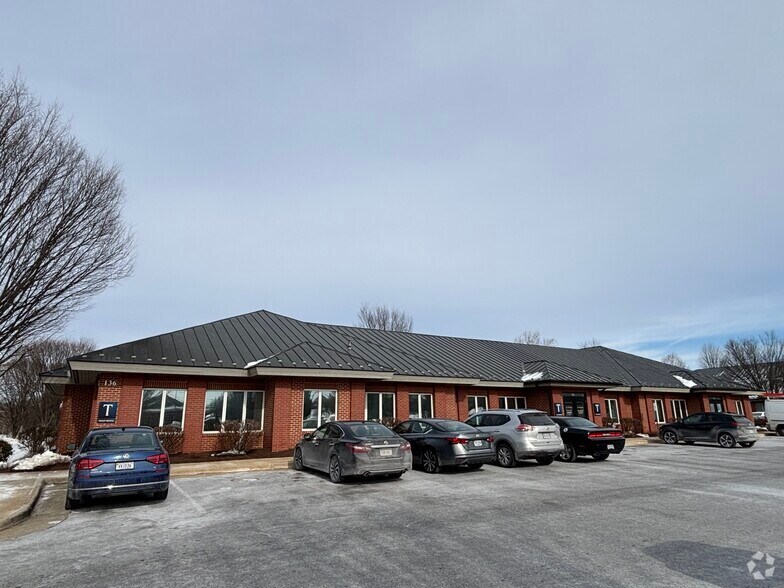More Photos Of 136-148 Linden Dr, Winchester Medical For Sale
