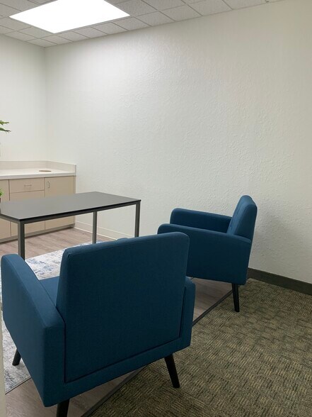 More Photos Of 35801-36091 US Hwy 19 N, Palm Harbor Freestanding For Lease