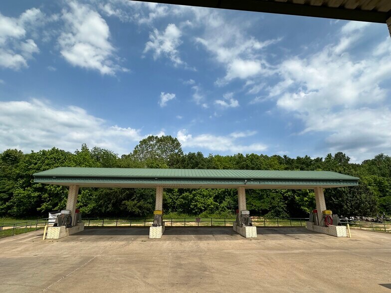 More Photos Of 600 Highway 110 N, Whitehouse Carwash For Sale