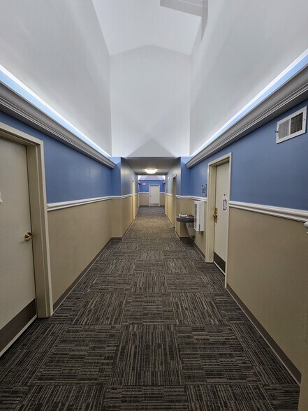 More Photos Of 3425 Executive Pky, Toledo Medical For Lease