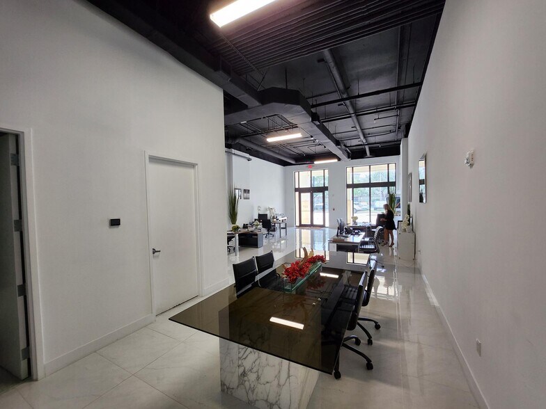 More Photos Of 301 Altara Ave, Coral Gables Apartments For Sale