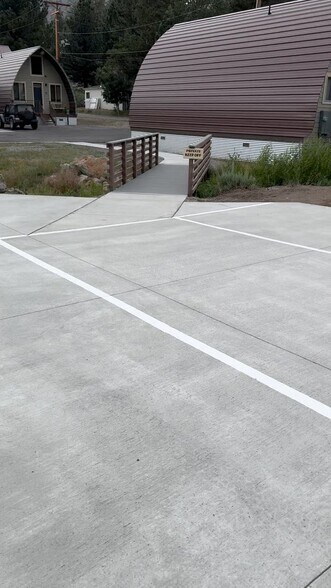 Primary Photo Of 25 Howard Ave, June Lake Apartments For Sale