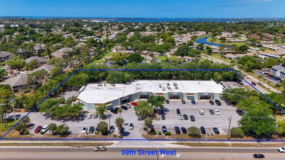 Primary Photo Of 2902 W 59th St, Bradenton Medical For Sale