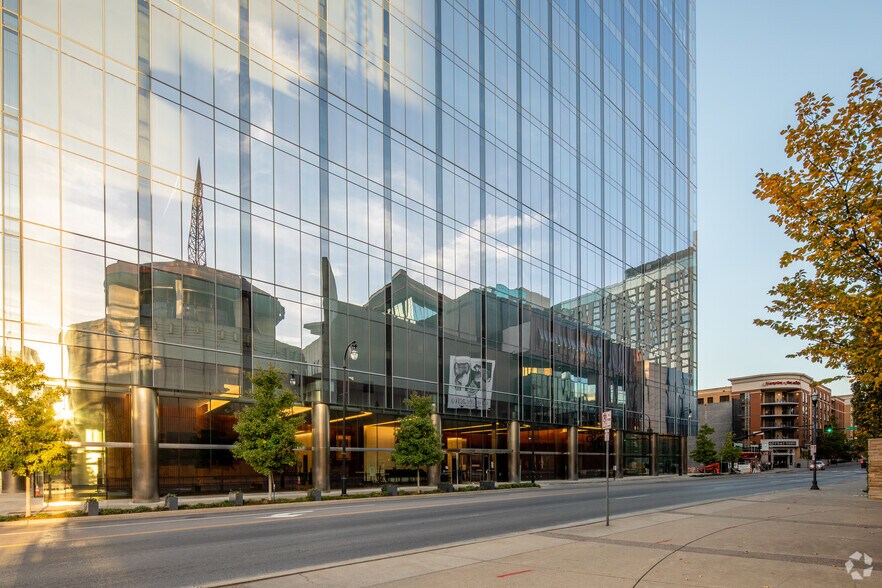More Photos Of 200 4th Ave S, Nashville Office For Lease