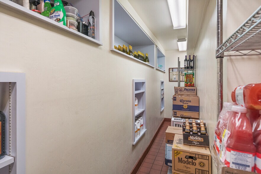 More Photos Of 2009 Bridgeway, Sausalito Restaurant For Lease