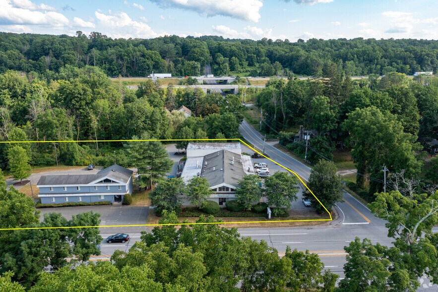 More Photos Of 3839 Danbury Rd, Brewster Village Office For Lease