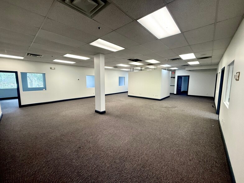 More Photos Of 1111 Van Voorhis Rd, Morgantown Medical For Lease