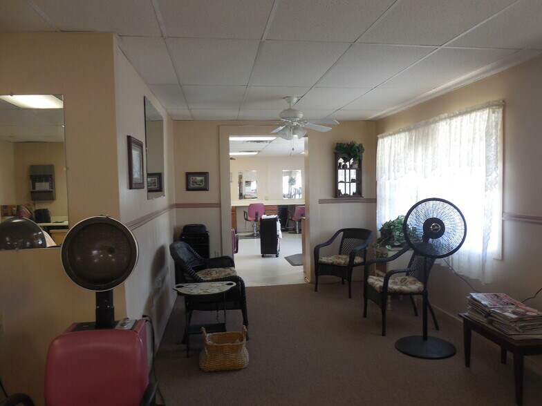 More Photos Of 6120 Crill Ave, Palatka Freestanding For Sale